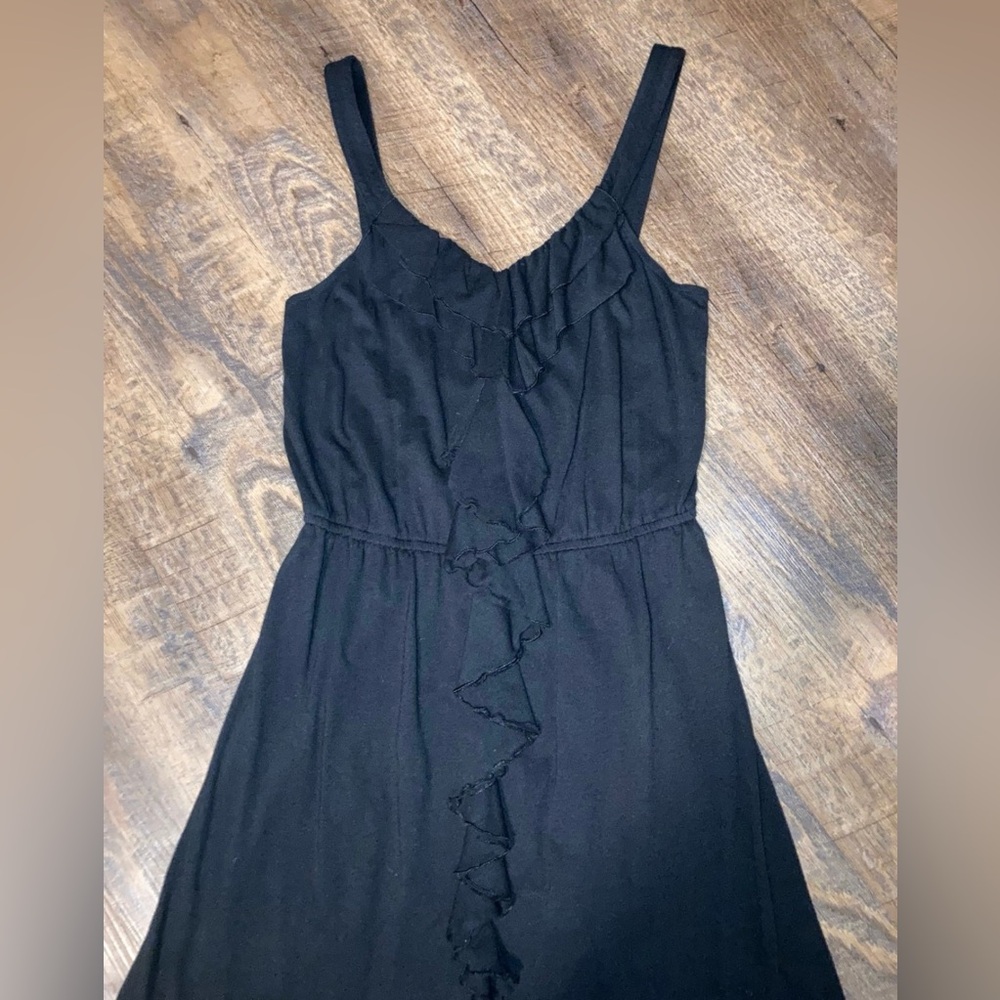 Express Dress - Picture 2 of 8